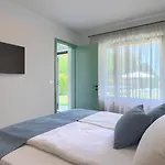 Modern Fritula With Pool In Vizinada * Lasci