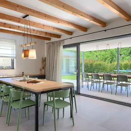 Villa Modern Fritula With Pool In Vizinada