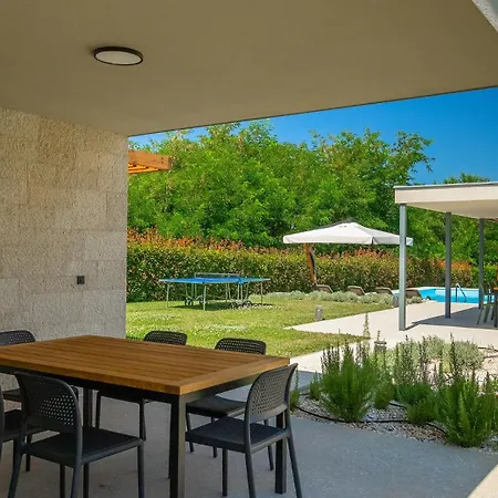 Modern Fritula With Pool In Vizinada Villa *