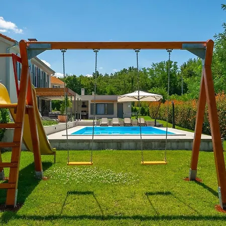 Modern Fritula With Pool In Vizinada * Lasci