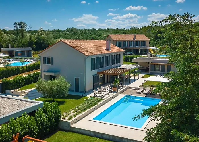 Modern Fritula With Pool In Vizinada * Lasci